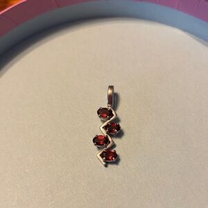 Sterling silver garnet pendant
